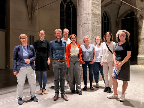 Foto der Vernissage in der Kirche der Jesuiten.
